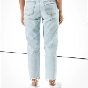American Eagle Highest Waist '90s Distressed Boyfriend Jean